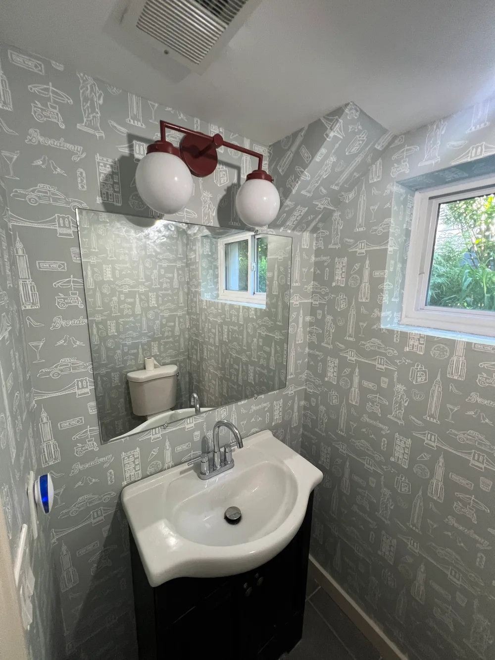 Residential wallpaper installation in New Jersey