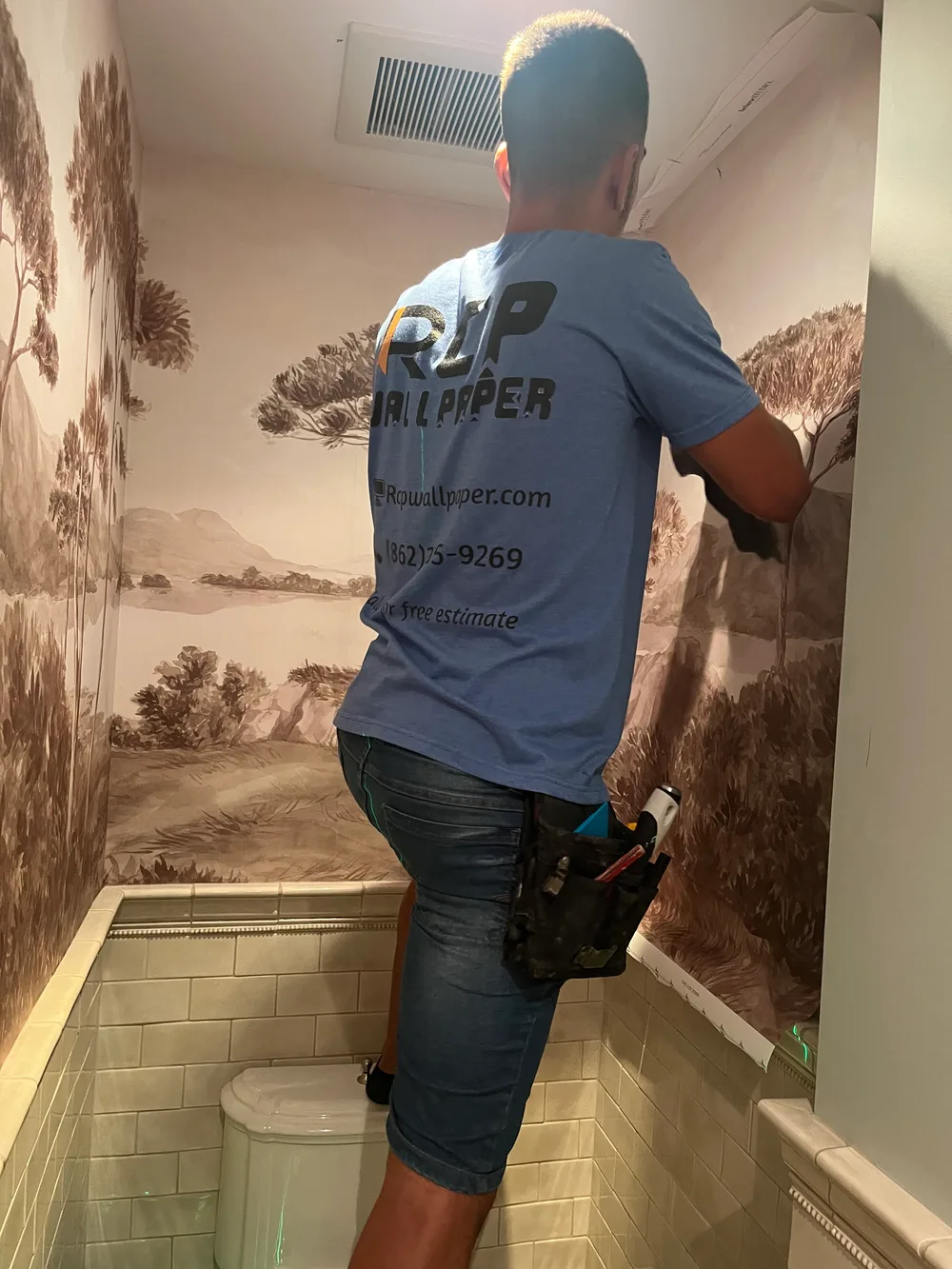 Residential wallpaper installation project by RCP Wallpaper